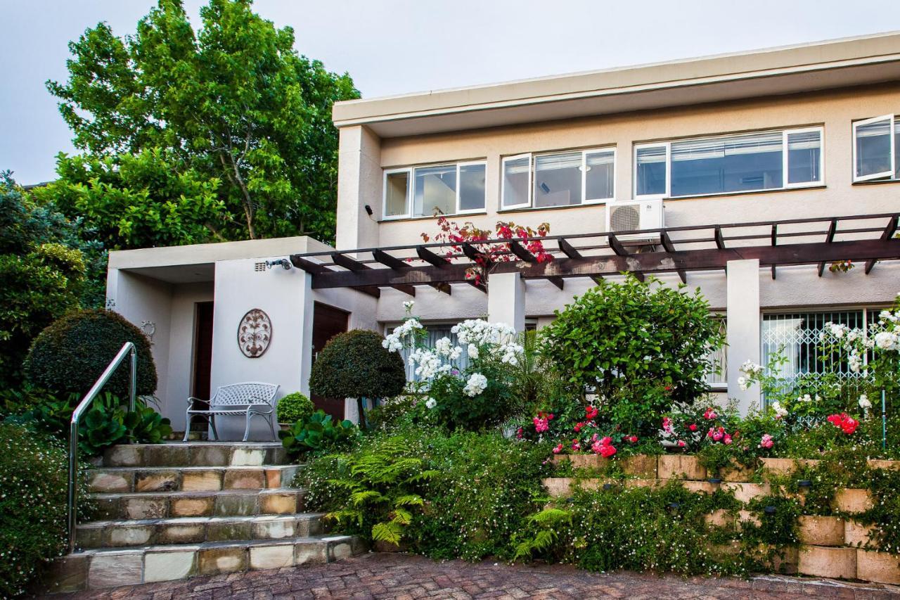 Majorca House Acomodação com café da manhã Somerset West Exterior foto